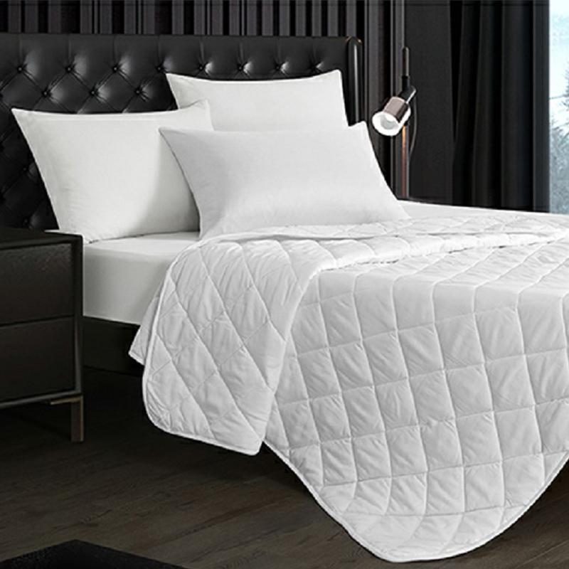 Hotel mattress protector 120gsm anti-allergenic synthetic polyester fiber quilted