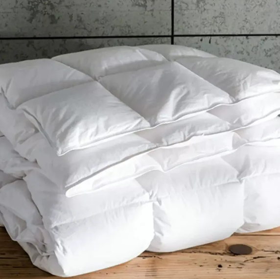 Do hotel duvet liners need to be cleaned?